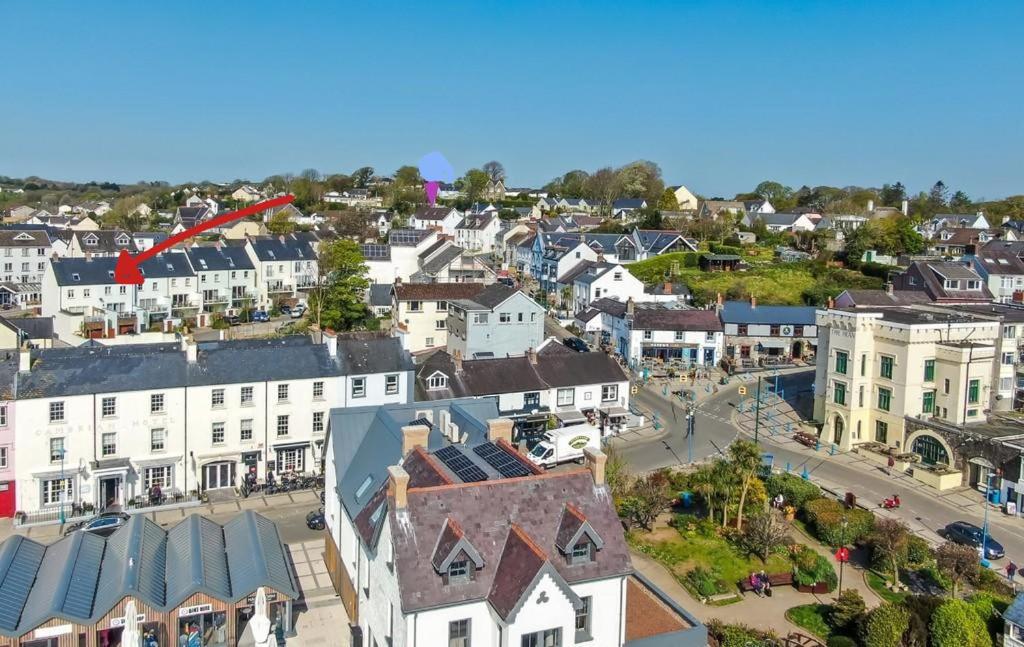 Central Modern Townhouse In Saundersfoot Villa Exterior photo